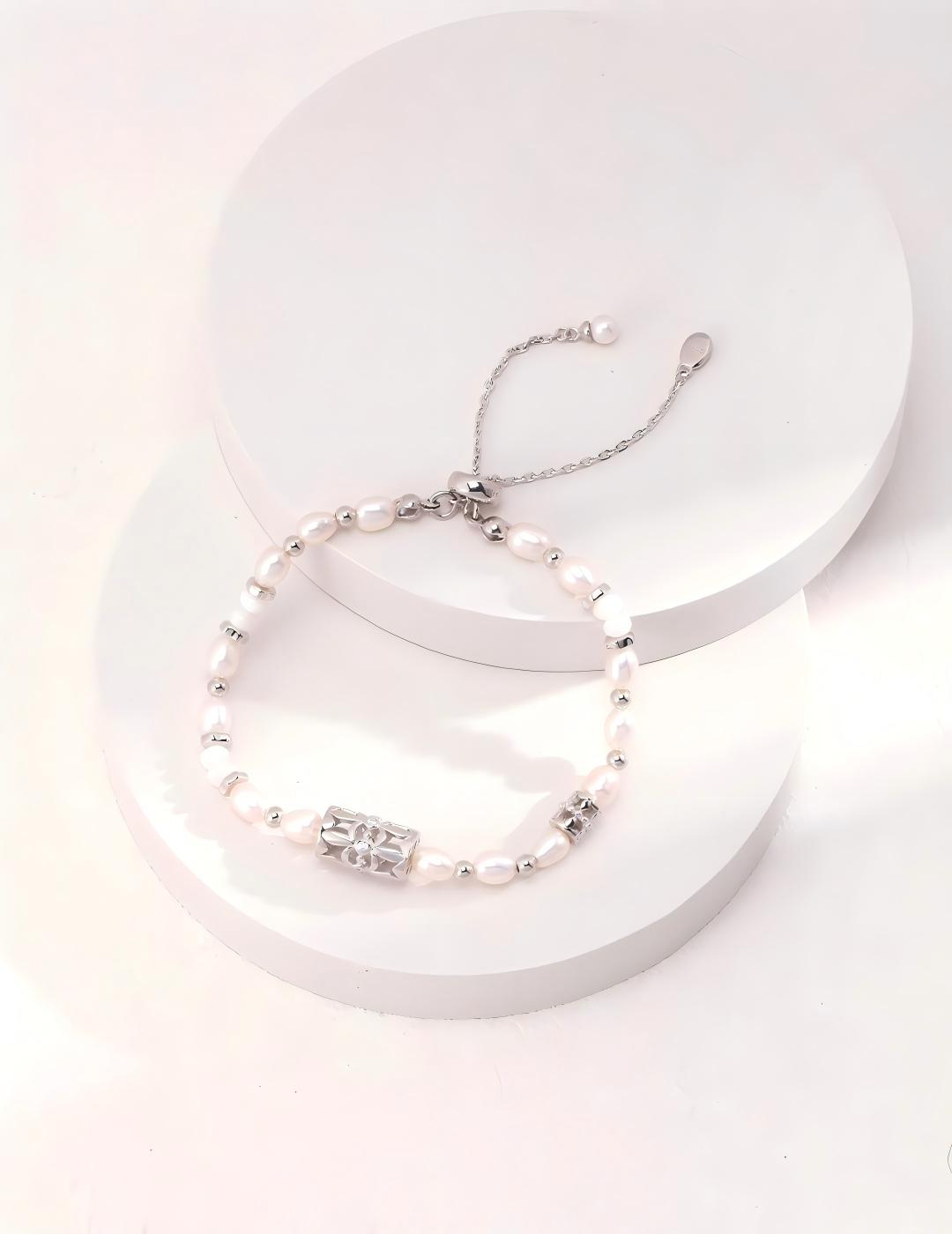 Iris Barrel Pearl Bracelet — Sterling Silver, 18K Gold Vermeil, cubic zirconia, natural freshwater pearl | SENLORE