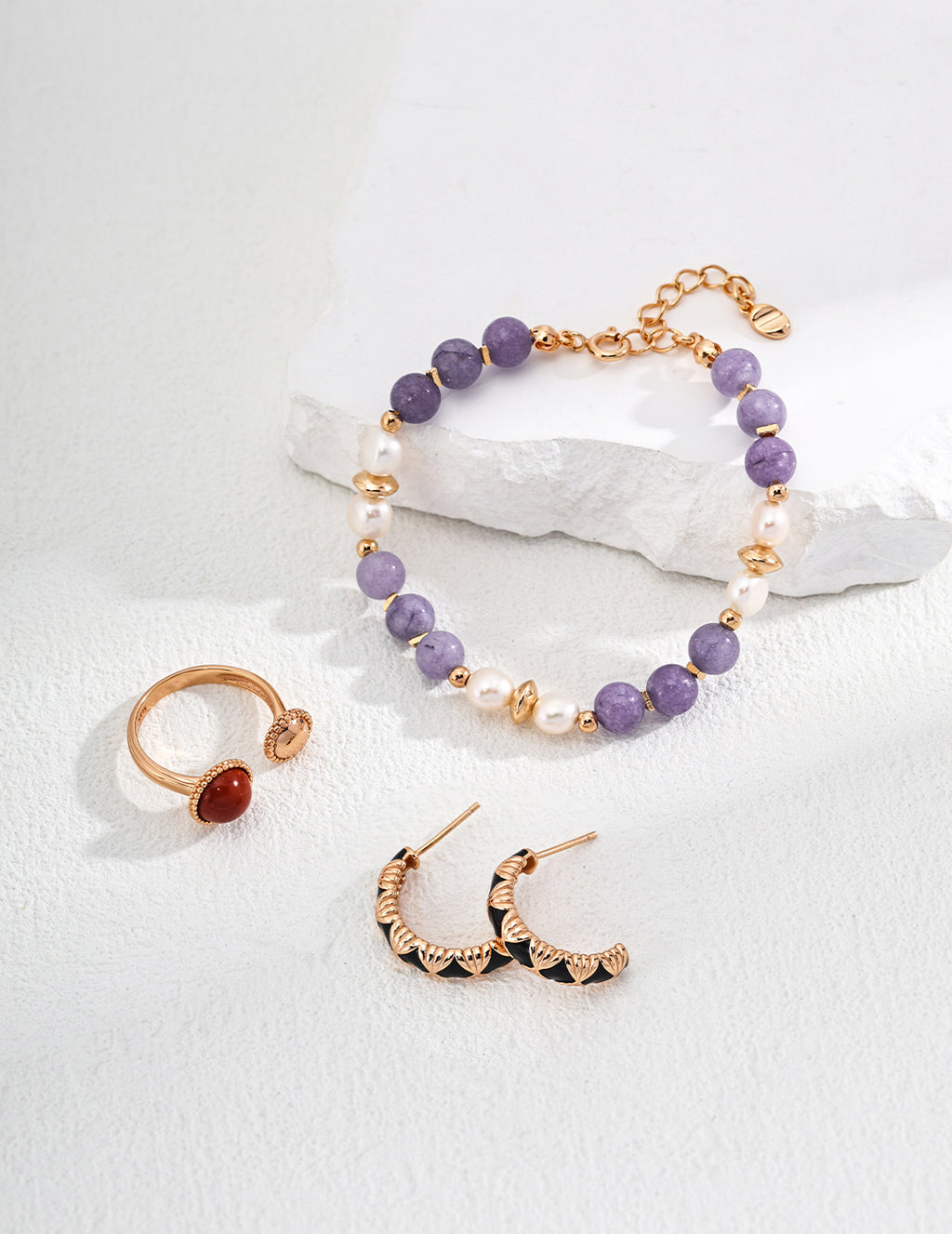 Pearl Kunzite Bracelet — 18K Gold Vermeil, natural freshwater pearl, natural kunzite | SENLORE
