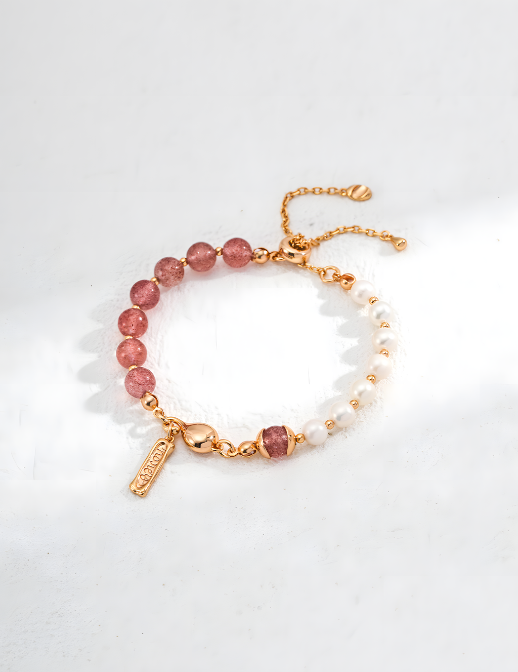 SENLORE Crystal Pearl Agate Bracelet – Side View