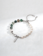 SENLORE Crystal Pearl Agate Bracelet – Lifestyle Shot