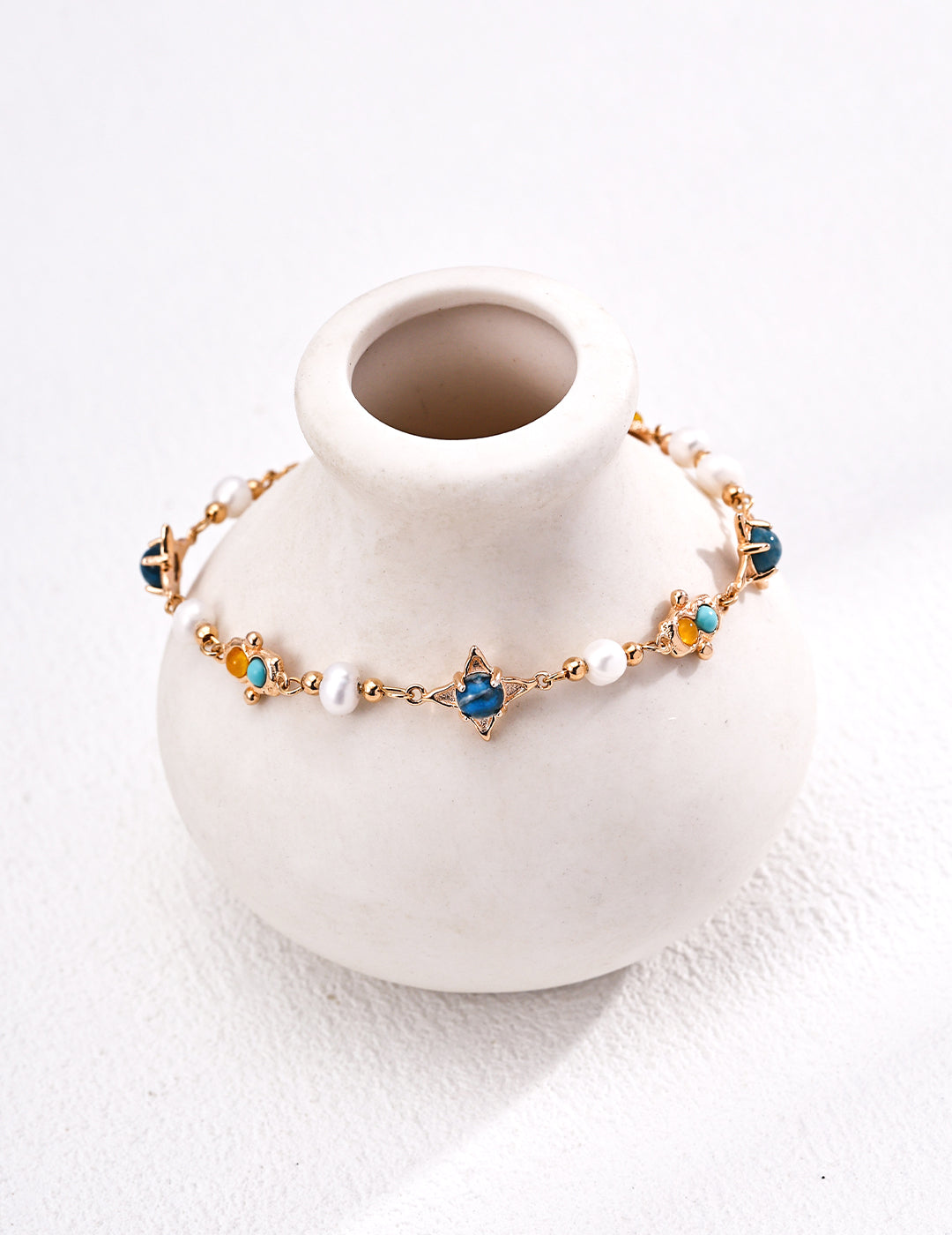 SENLORE Starry Sky Bracelet – Lifestyle Shot