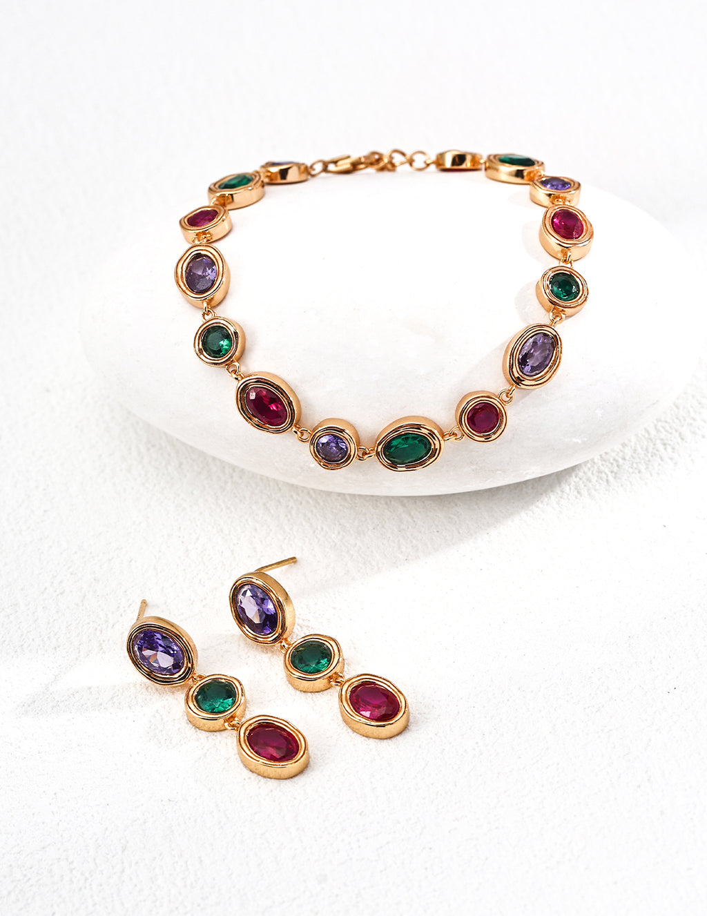 SENLORE Colorful Zircon Bracelet – Lifestyle Shot