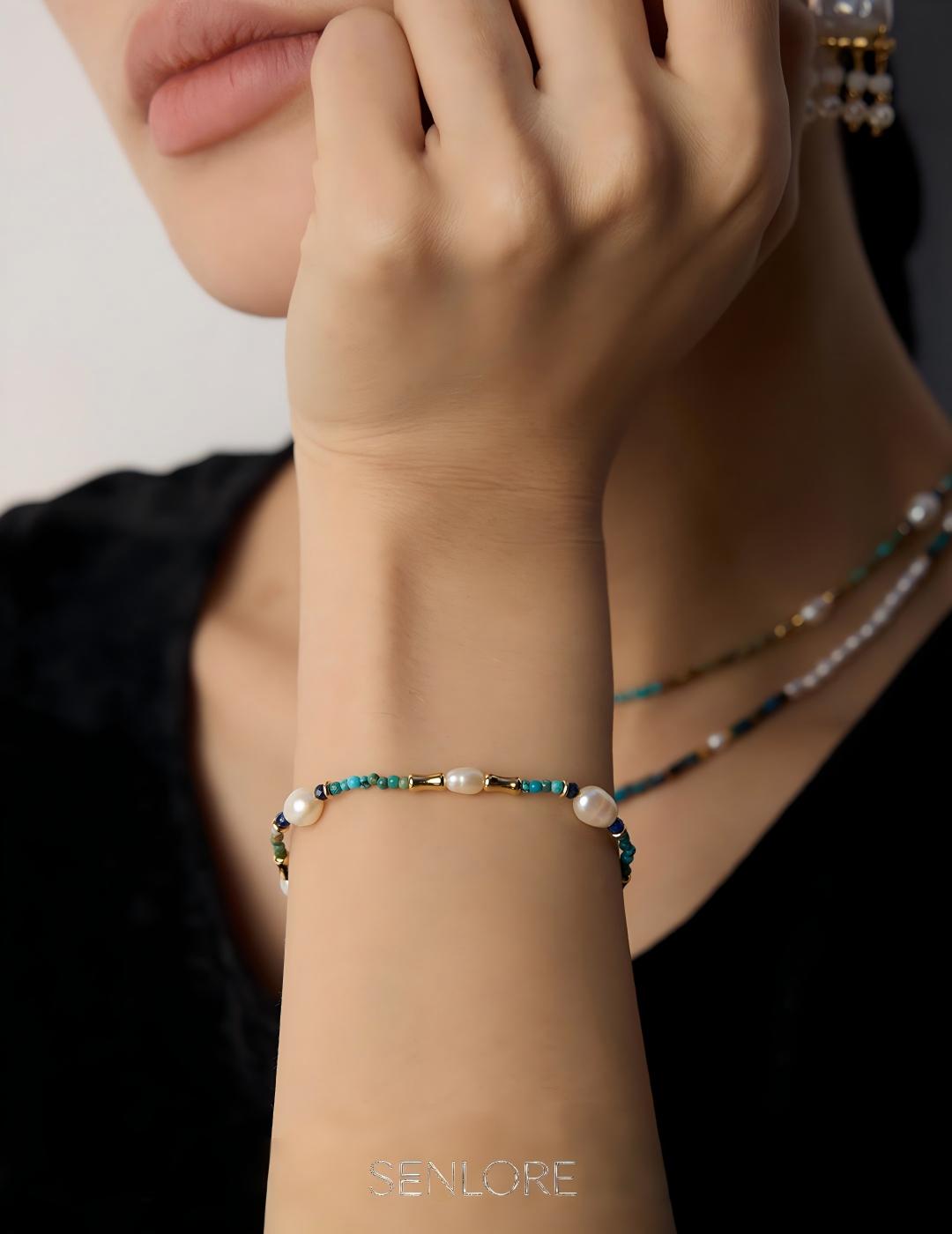 SENLORE Minimalist Turquoise Bracelet – Detail Close-up