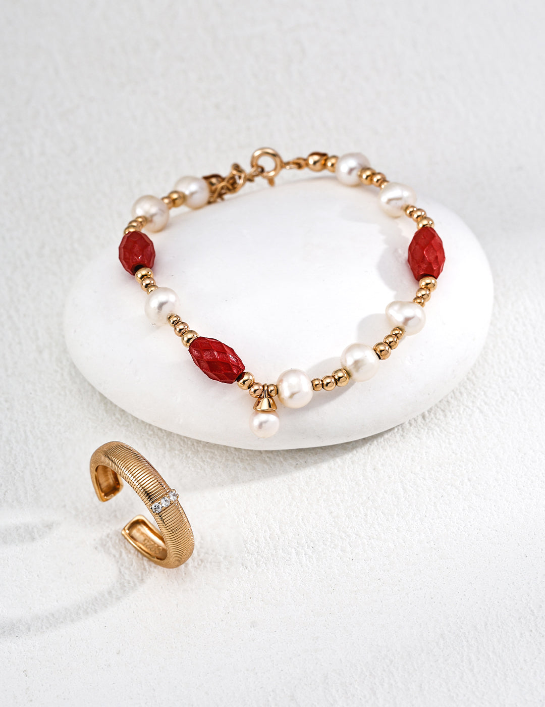 Cinnabar Pearl Protection Bracelet — 18K Gold Vermeil, cinnabar | SENLORE