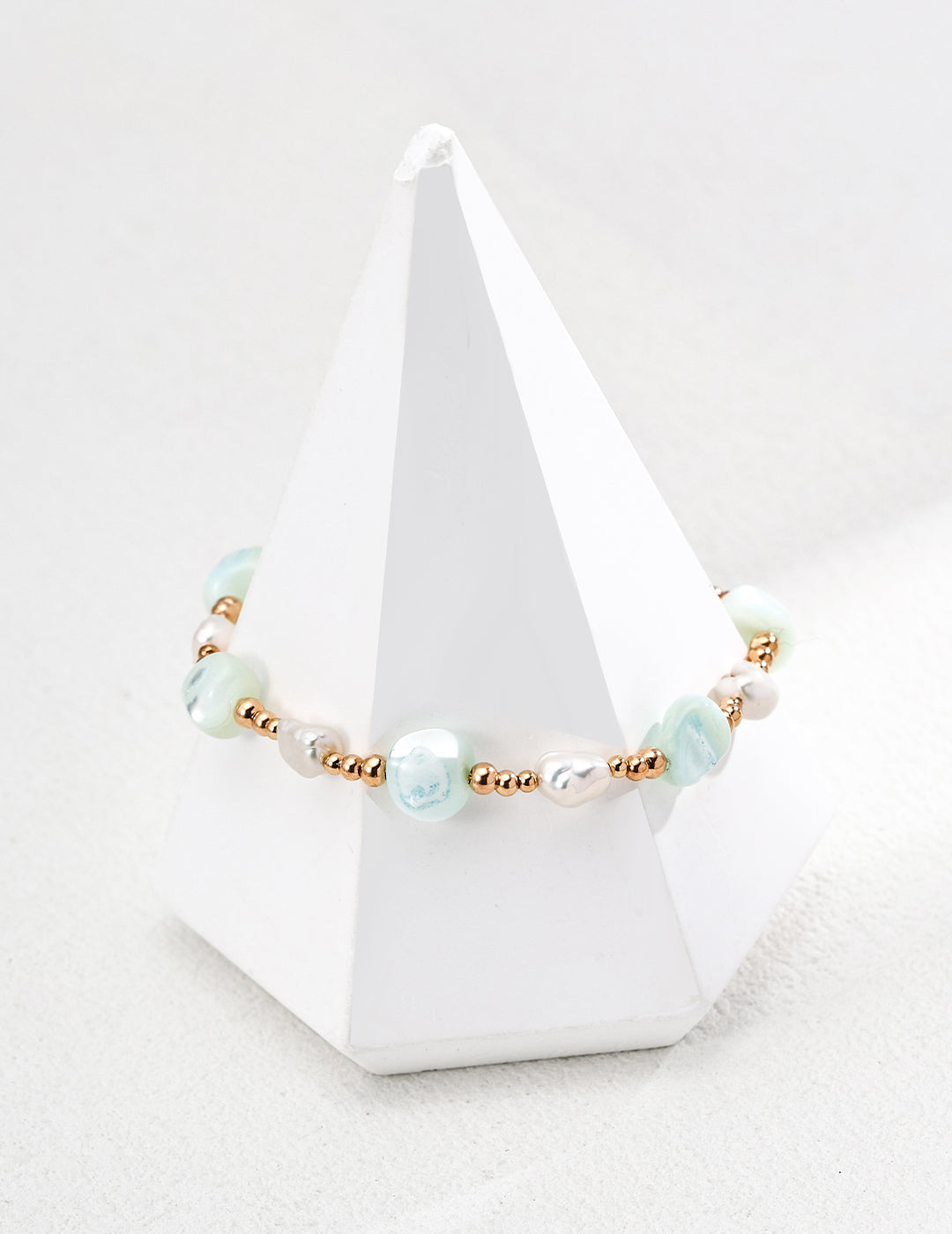 SENLORE Baroque Shell Pearl Bracelet – Side View