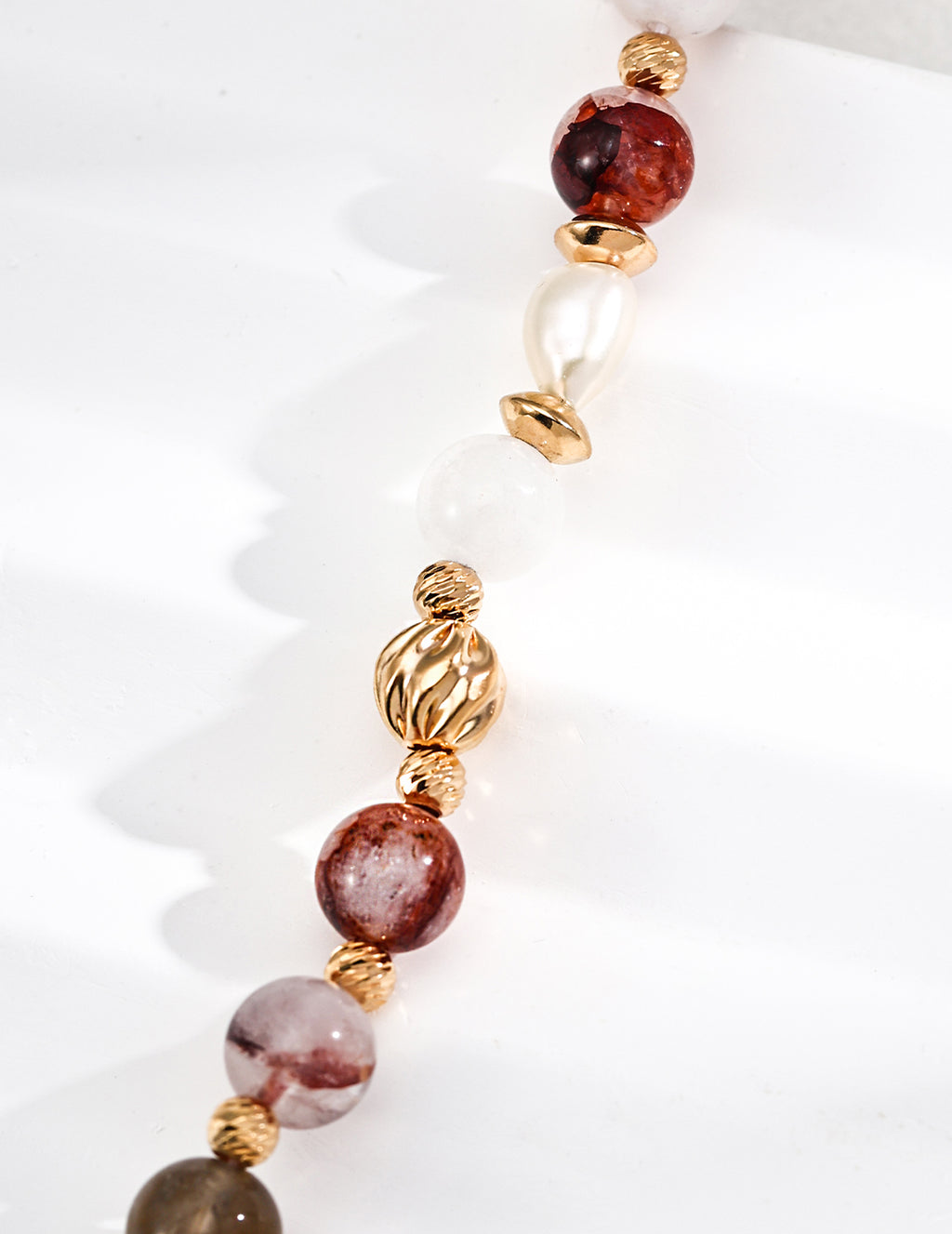 Twist Red Crystal Pearl Bracelet — 18K Gold Vermeil, natural freshwater pearl, red flower crystal | SENLORE