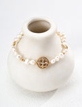 SENLORE Iris Pearl Bracelet – Detail Close-up