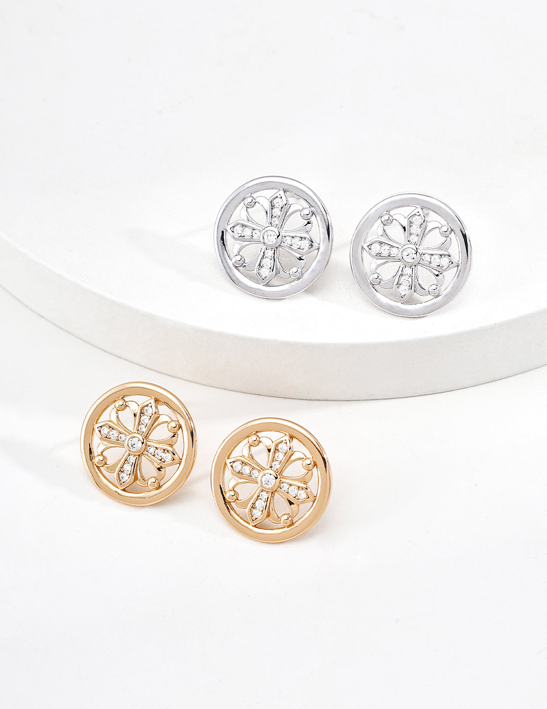 SENLORE Cross Iris Earrings – Lifestyle Shot
