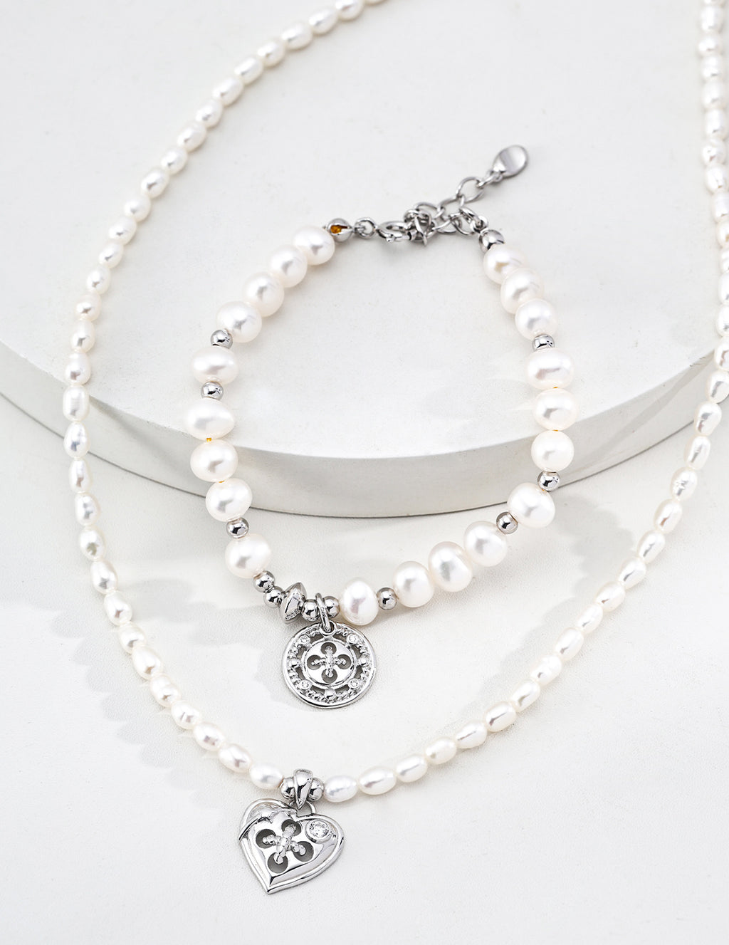 SENLORE Round Button Bracelet – Lifestyle Shot