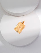 Heart Square Plate Pendant — 18K Gold Vermeil | SENLORE