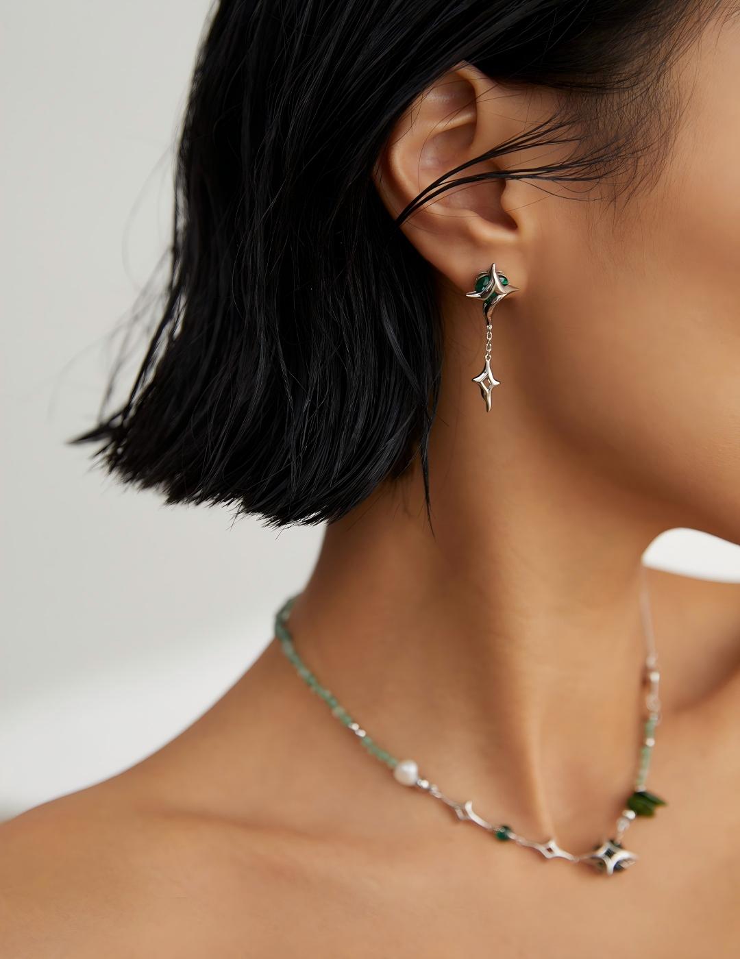 Four-Point Star Asymmetric Earrings — Sterling Silver, 18K Gold Vermeil, green zircon | SENLORE