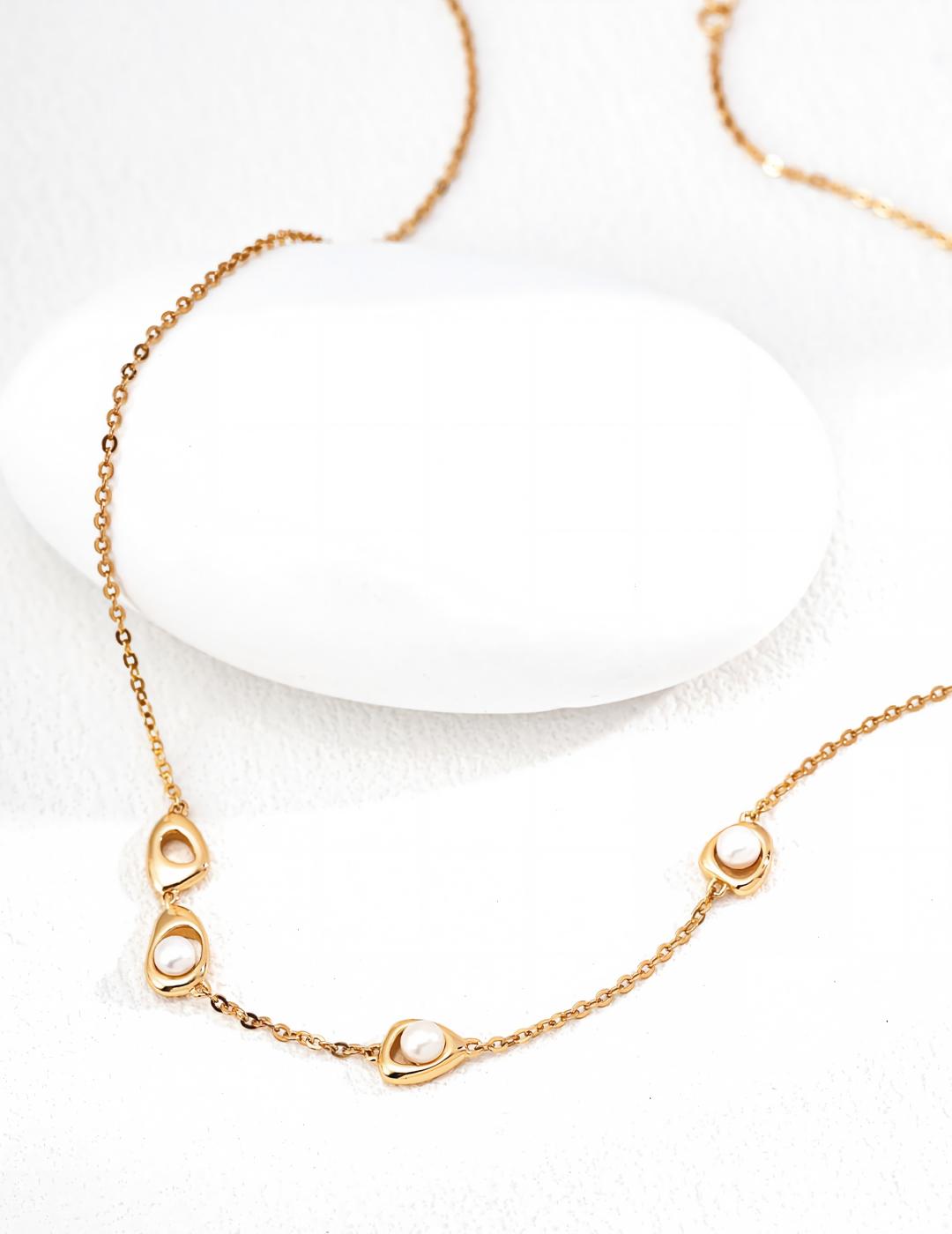 Simple Pearl Necklace — 18K Gold Vermeil, natural freshwater pearl | SENLORE