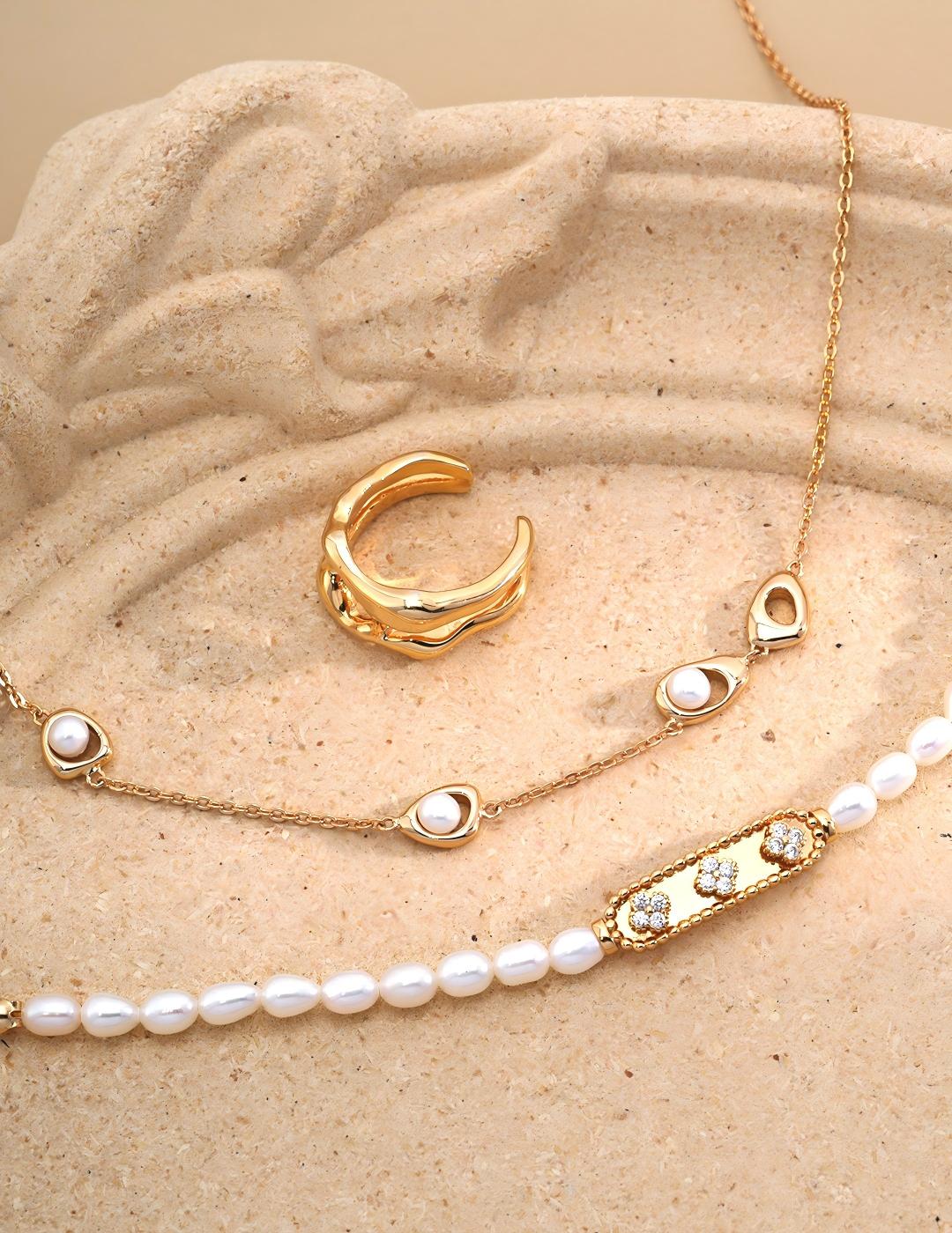 Simple Pearl Necklace — 18K Gold Vermeil, natural freshwater pearl | SENLORE